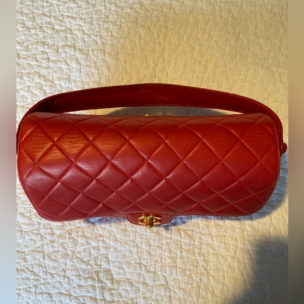 CHANEL Double Sided Flap Quilted Leather Handbag - Picture 4 of 16